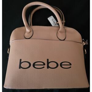 Bolsa de mano y correa color cafe marca bebe